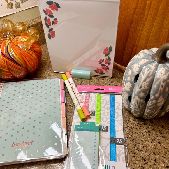 💰 Erin Condren A5 Budget Planner Bundle - Picture 4 of 16